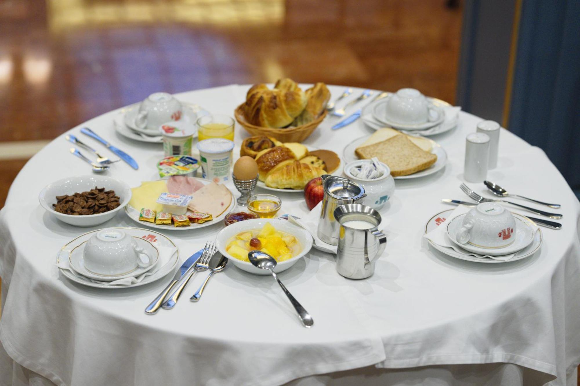 Belfast Hotel Париж Екстериор снимка